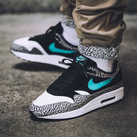 atmos air max 1